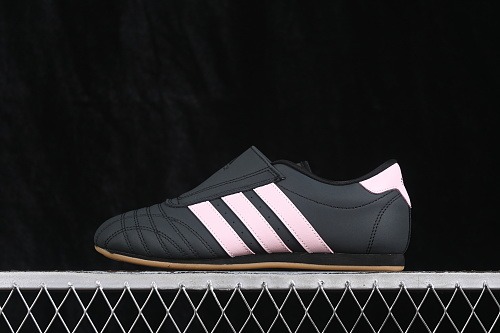 Adidas Indoor Trainer Black/Pink Gum — Kixzen